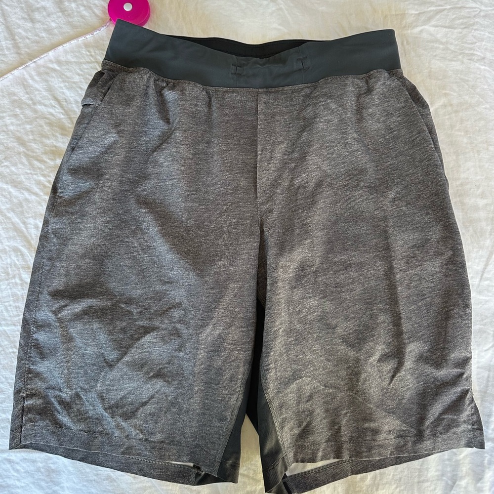 Lululemon Athletica Gray Men's Athletic Shorts